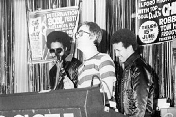 This image has an empty alt attribute; its file name is robbie-vincent-heatwave.jpg